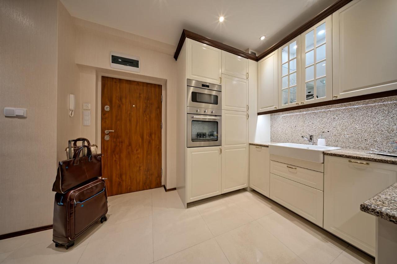 Villa La Val, Apartamenty 瓦乌布日赫 外观 照片