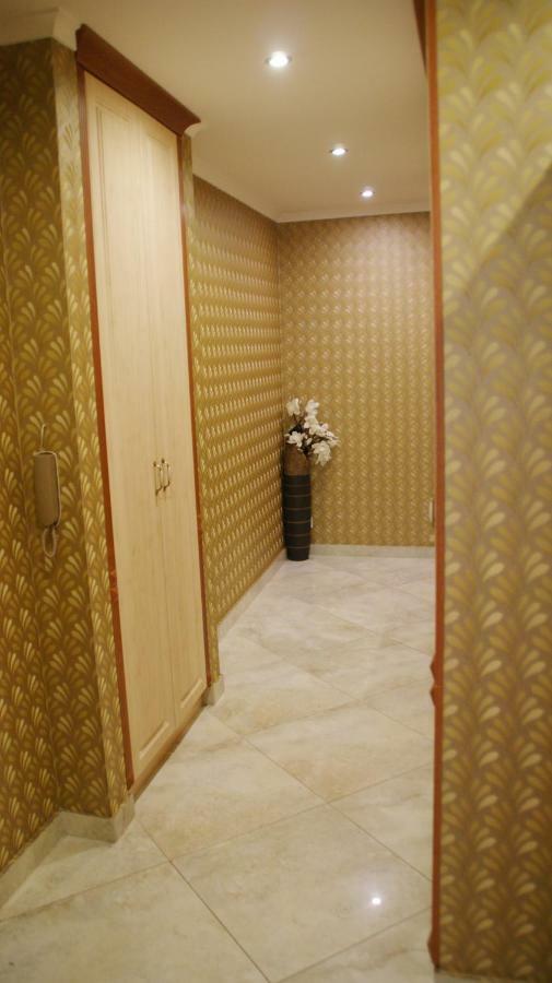 Villa La Val, Apartamenty 瓦乌布日赫 外观 照片