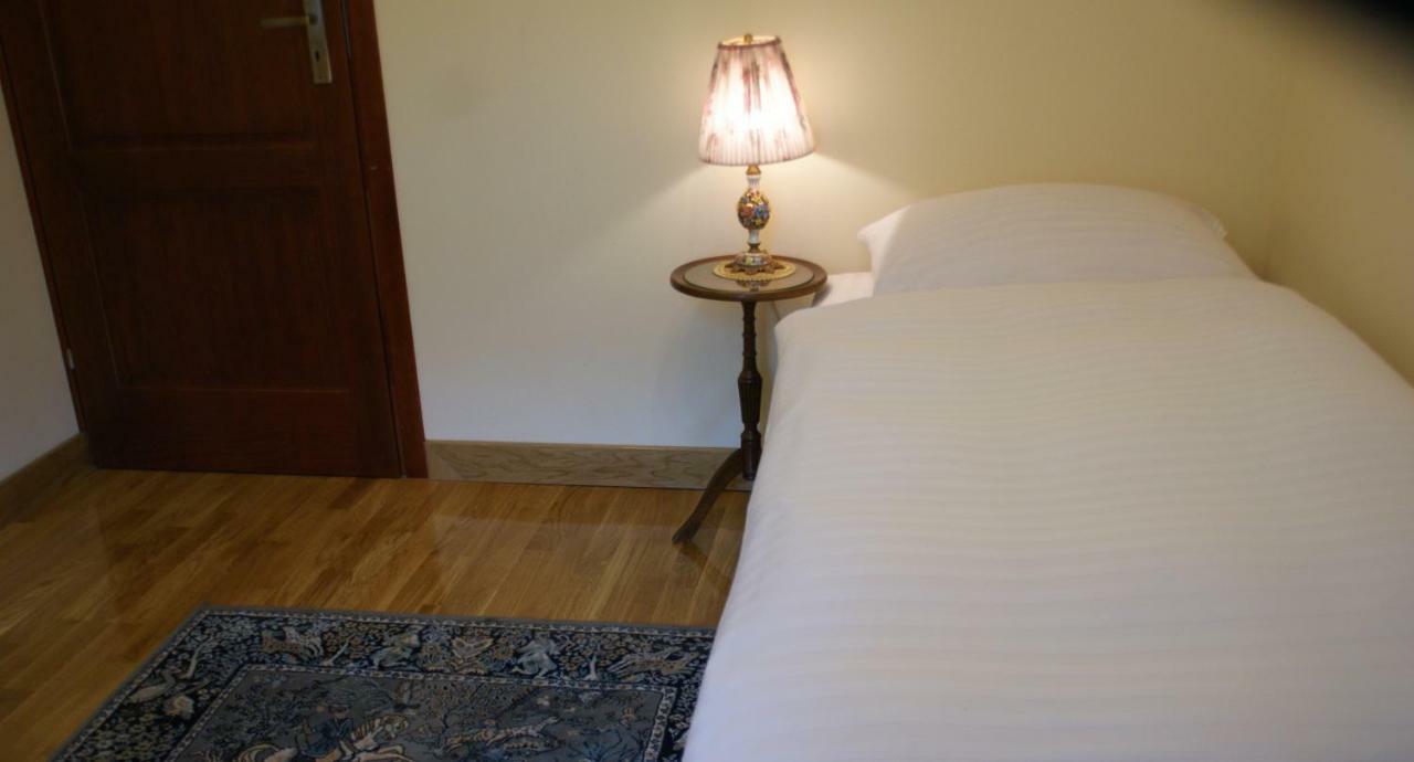Villa La Val, Apartamenty 瓦乌布日赫 外观 照片
