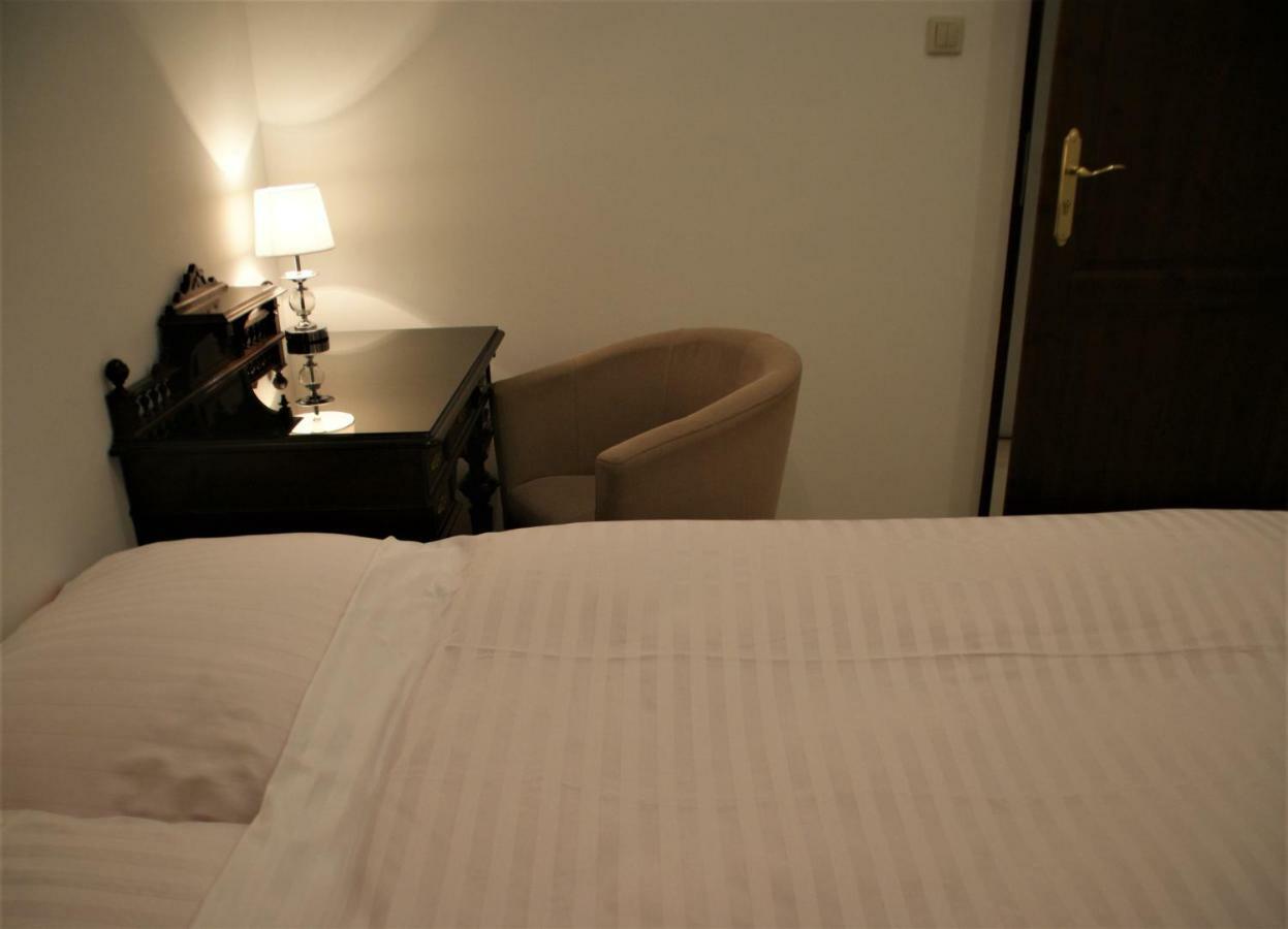 Villa La Val, Apartamenty 瓦乌布日赫 外观 照片